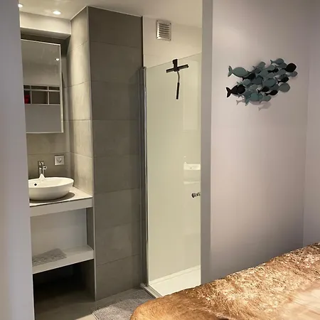 Poire Et Table 2 Marana Lägenhet *