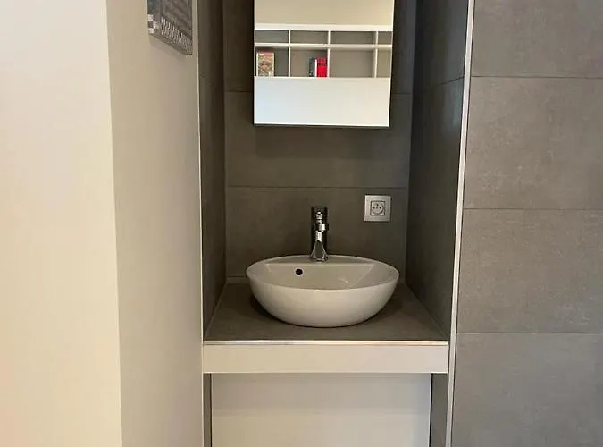 Poire Et Table 2 Marana Апартаменти